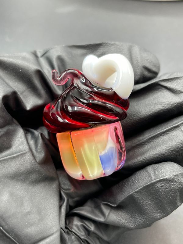 Bambi Glass - Cupcake Pendant #5