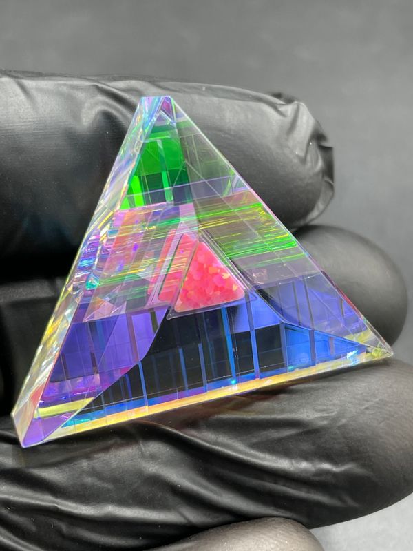 BoroBarto - Triangle Pendant 1