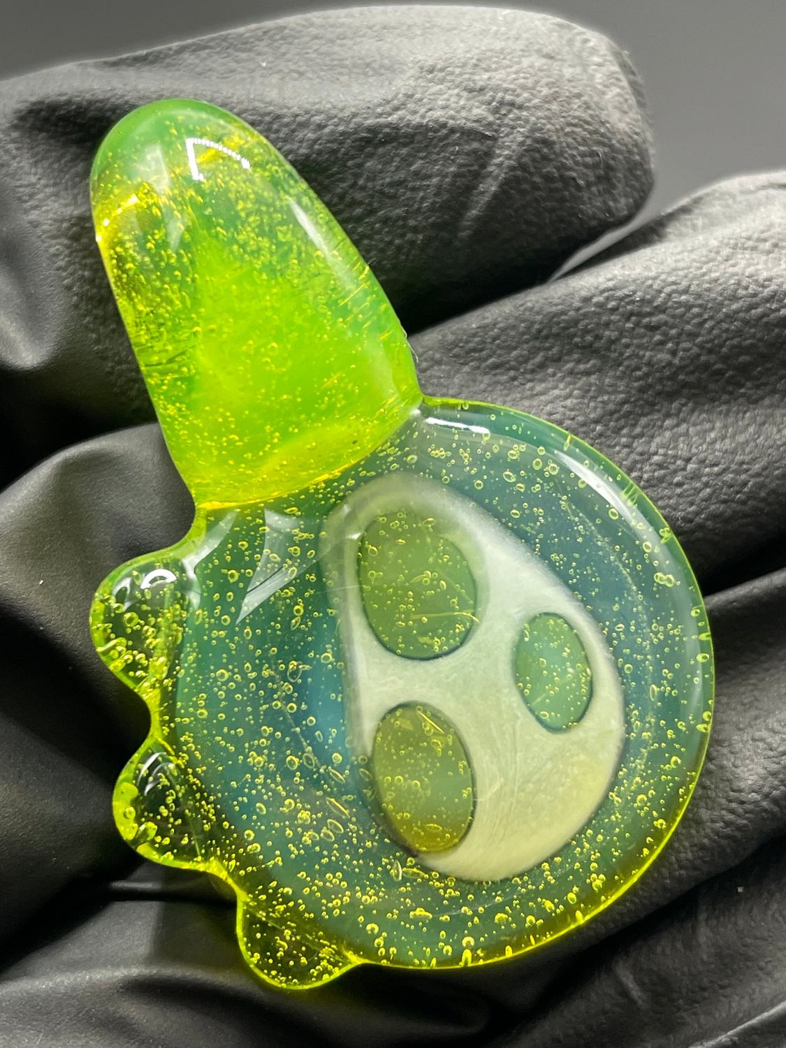 Side Smiles Art - Nintendo Pendants