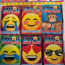 EMOJI CANDY STICKS WITH TATTOO