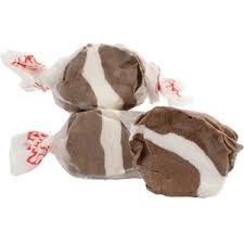 TAFFY TOWN COOKIES AND CREME