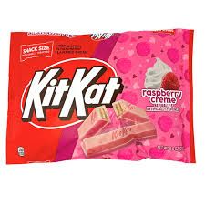 KIT KAT RASPBERRY AND CREME