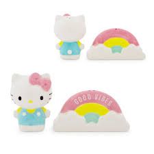 HELLO KITTY CERAMIC SALT AND PEPPER SET