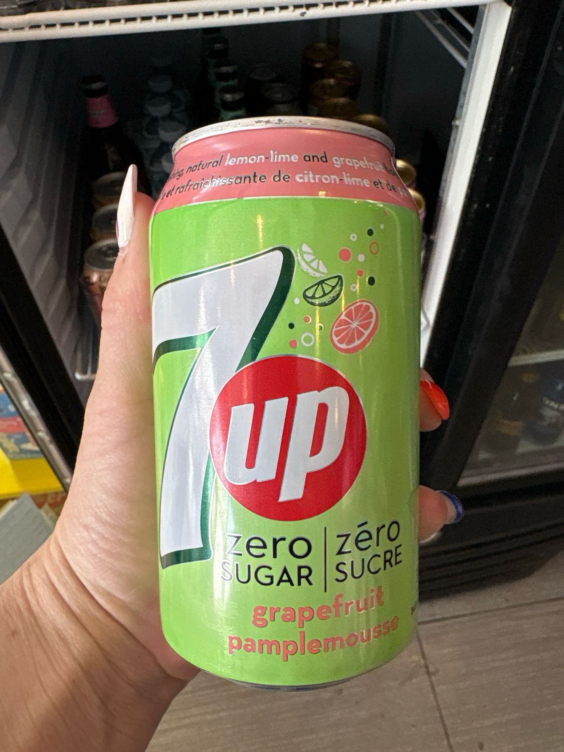 7up ZERO SUGAR GRAPEFRUIT