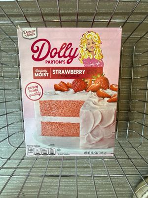 DOLLY PARTON STRAWBERRY CAKE MIX
