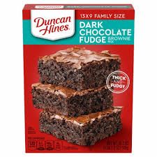 DUNCAN HINES DARK CHOCOLATE FUDGE CAKE MIX