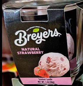 BREYERS NATURAL STRAWBERRY SCENTED CANDLE