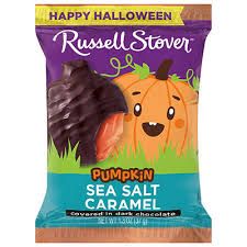 RUSSELL DARK CHOCOLATE SEA SALT PUMPKIN