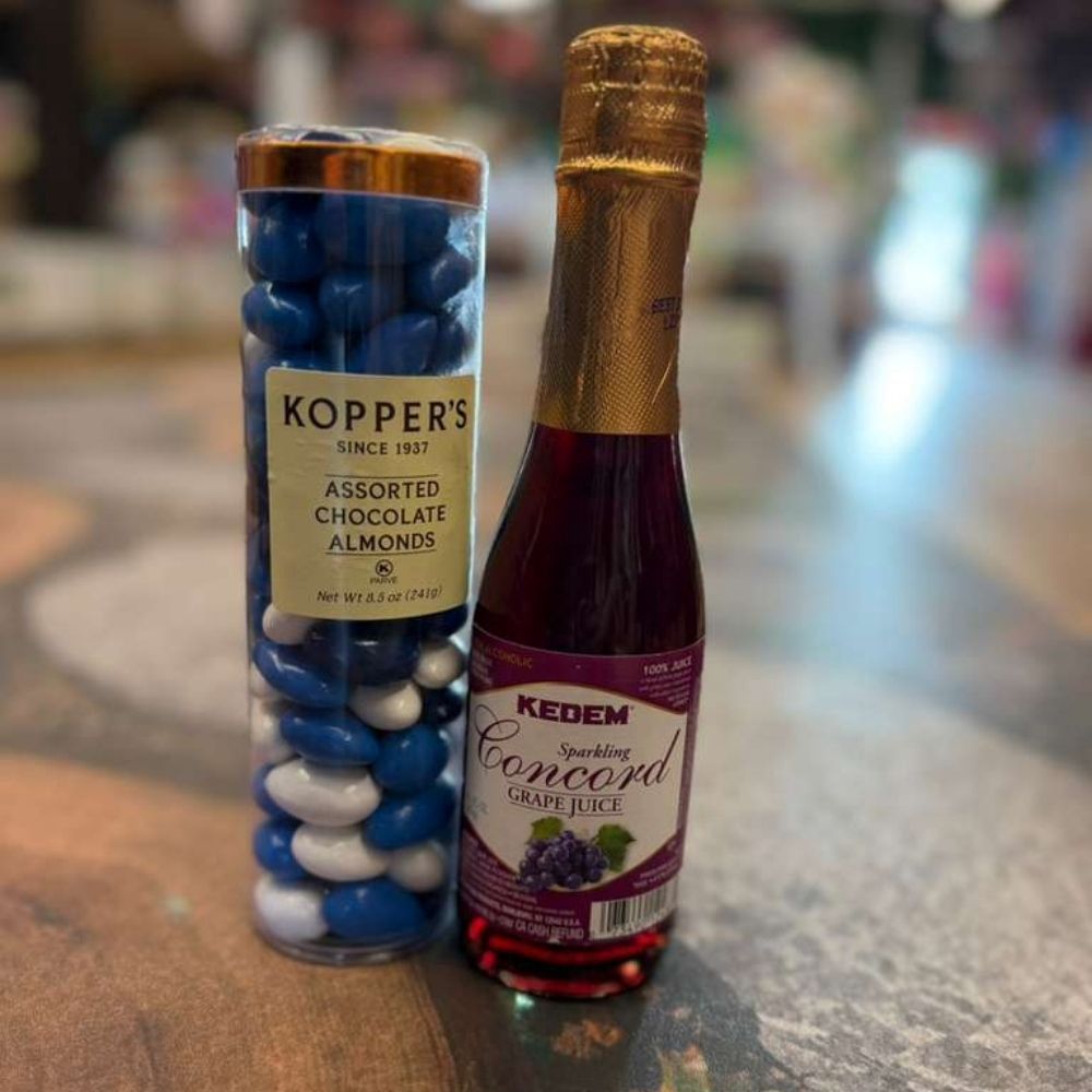 Chocolate &amp; Wine Gift Set, Color: Blue