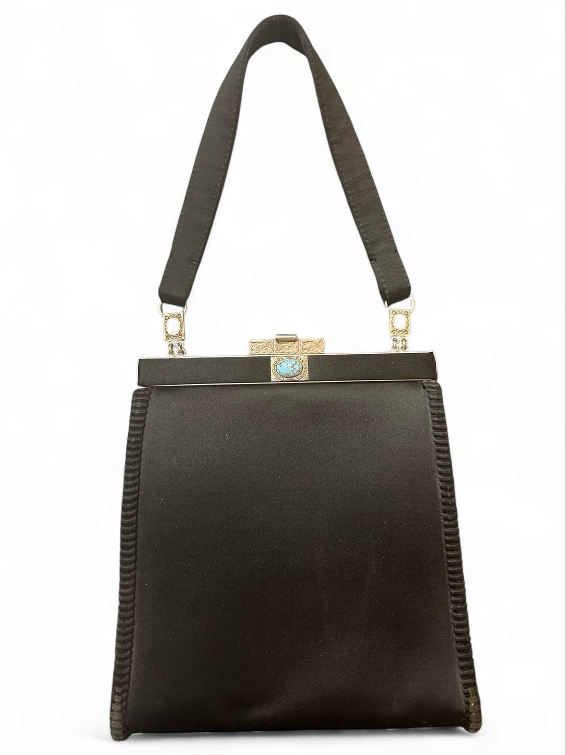 Classic Noir Vintage Handbag