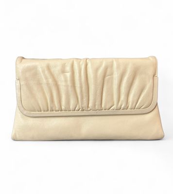 Vintage White Masterclass Clutch