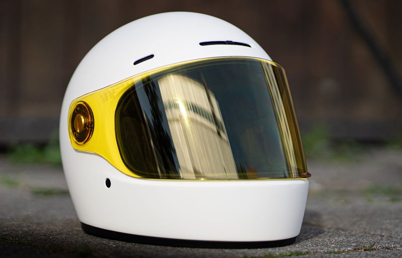 JD/ONE Helm Frozen Off-White