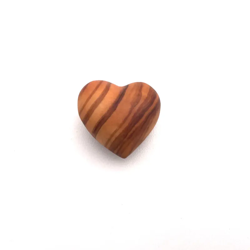 Hart, handgemaakt van olijfhout