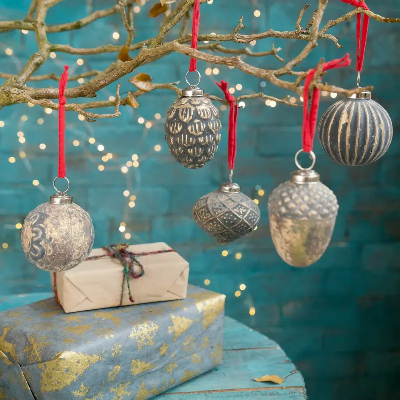 Eshana Antiqued Recycled Glass Bauble