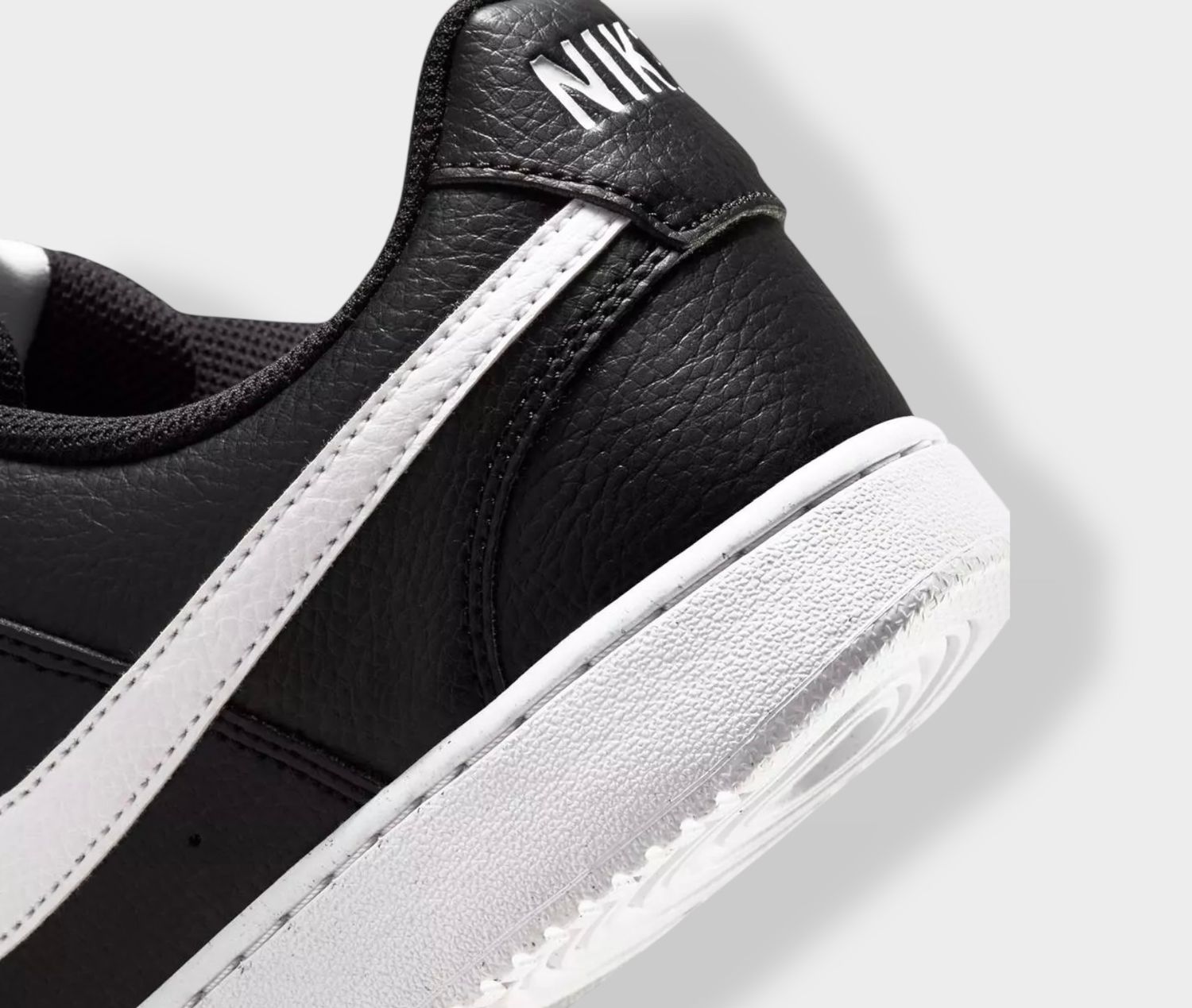 NIKE Court Vision Low