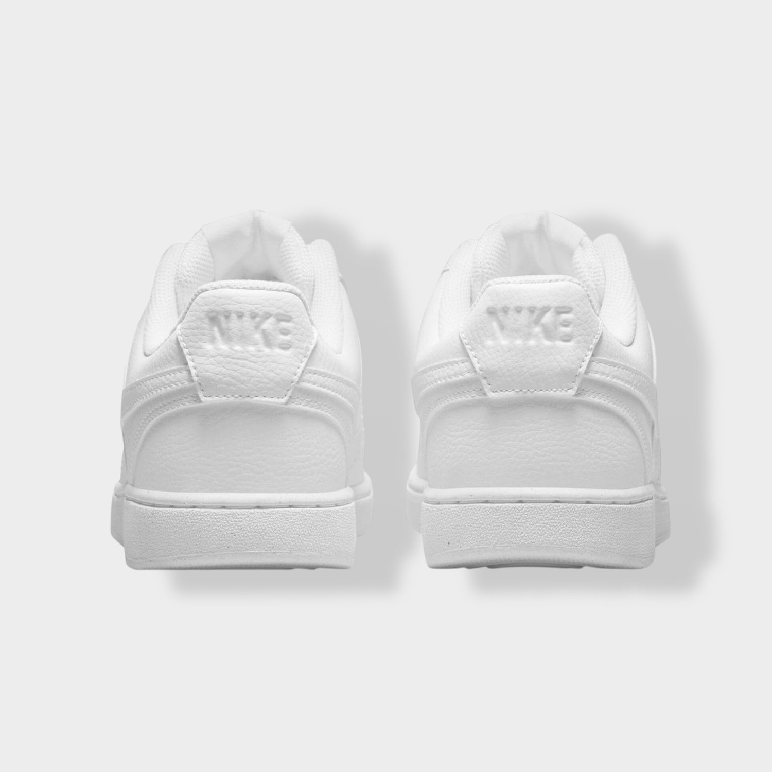 Nike Court Vision Low sneaker - Wit - Leer achteraanzicht met logo