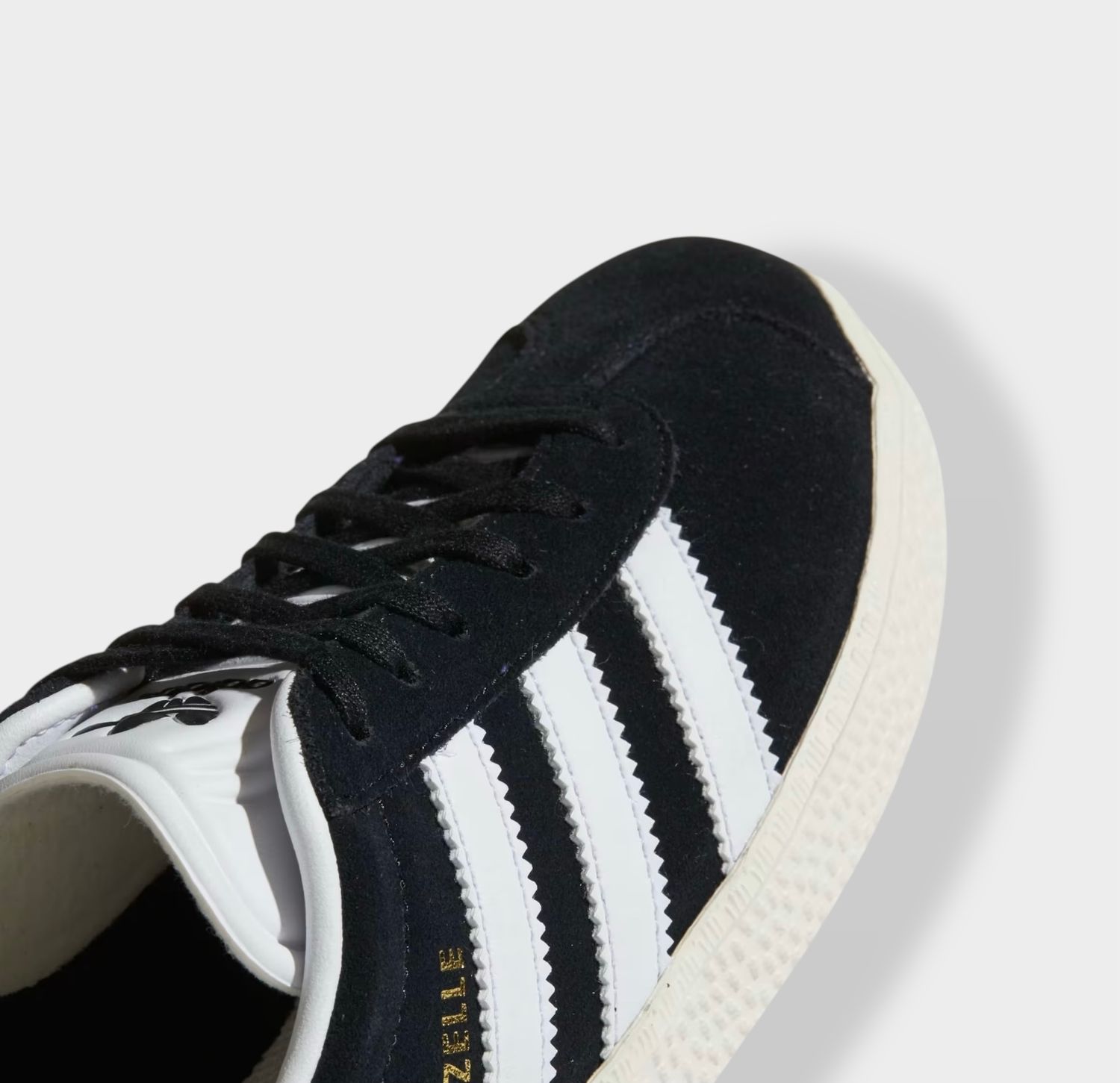 Adidas Gazelle sneaker - Zwart - Suède veters en logo detail