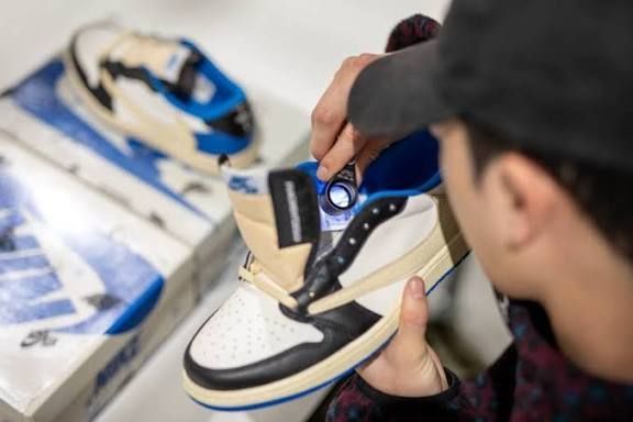Sneaker Care &amp; Authenticiteit