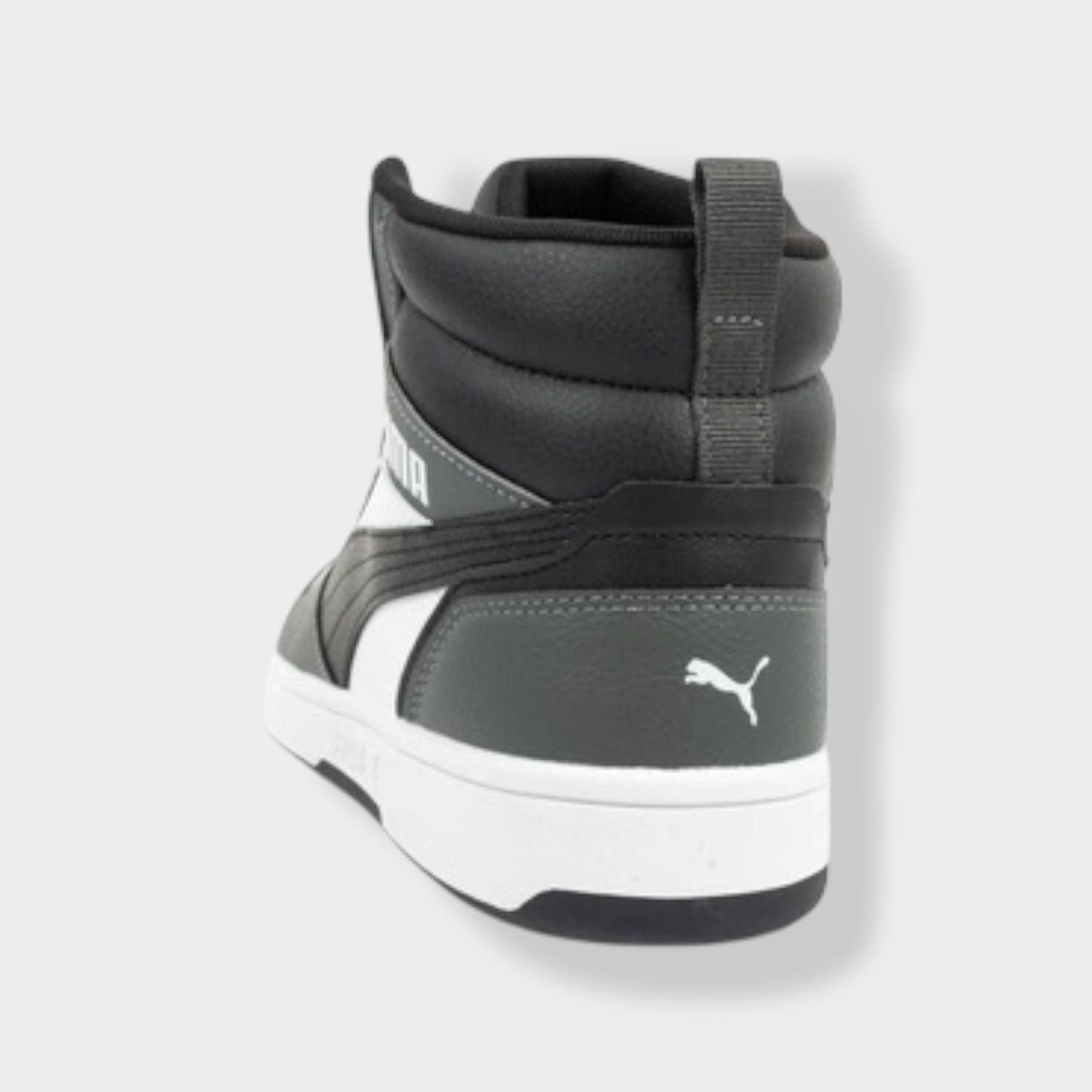 Puma Rebound V6 sneaker - Zwart/Wit - Leer achteraanzicht