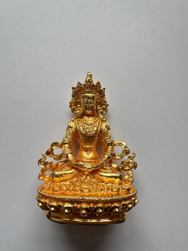 Shenlha Woe Kar statue