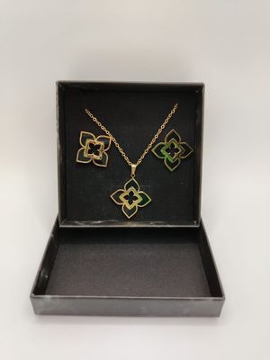 Collar y Aretes Acero inoxidable Calenbi Flor Negro Chapa 14k