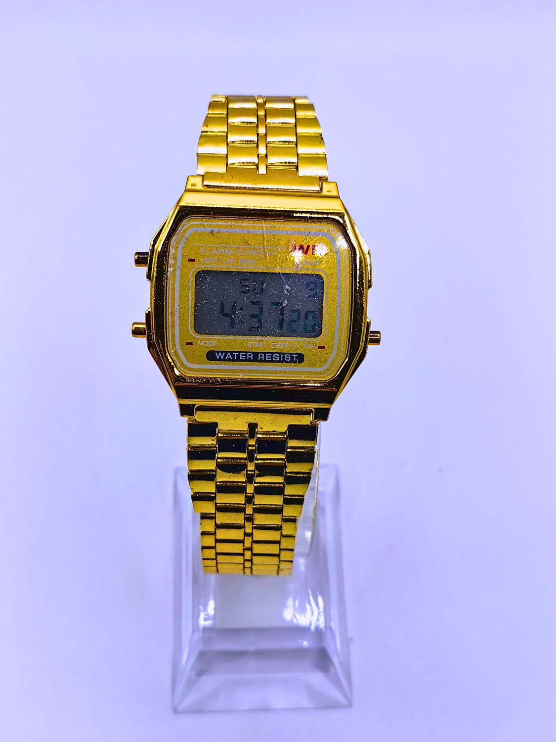 Reloj Acero Inoxidable Calenbi Estilo Casio Clásico Dorado