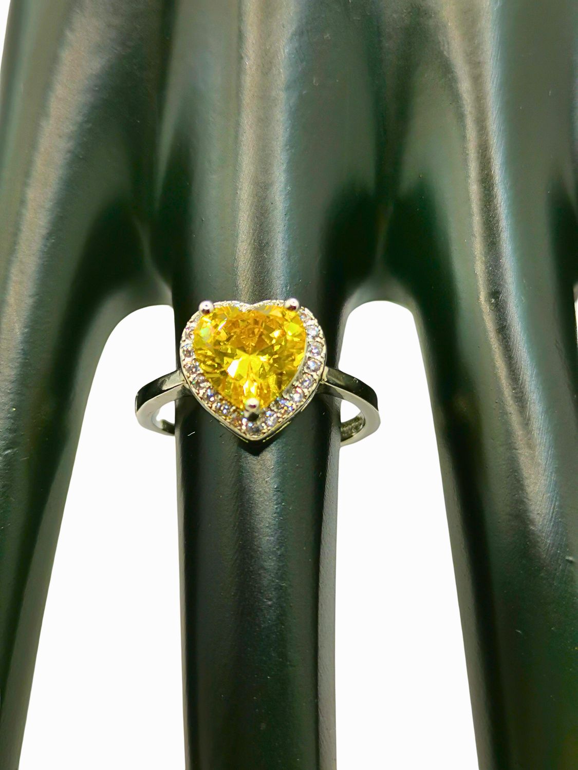 Anillo Plata Ley 925 Calenbi Corazón Circón Amarillo