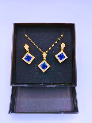 Collar y Aretes Acero Inoxidable Calenbi Rombo Circón Azul Chapa Oro 14k