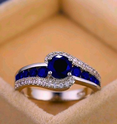 Anillo Zinc Calenbi Circonita Azul Marino y Blanco Cerrado
