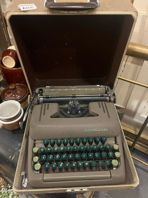 1951 Smith Corona Silent Vintage Typewriter