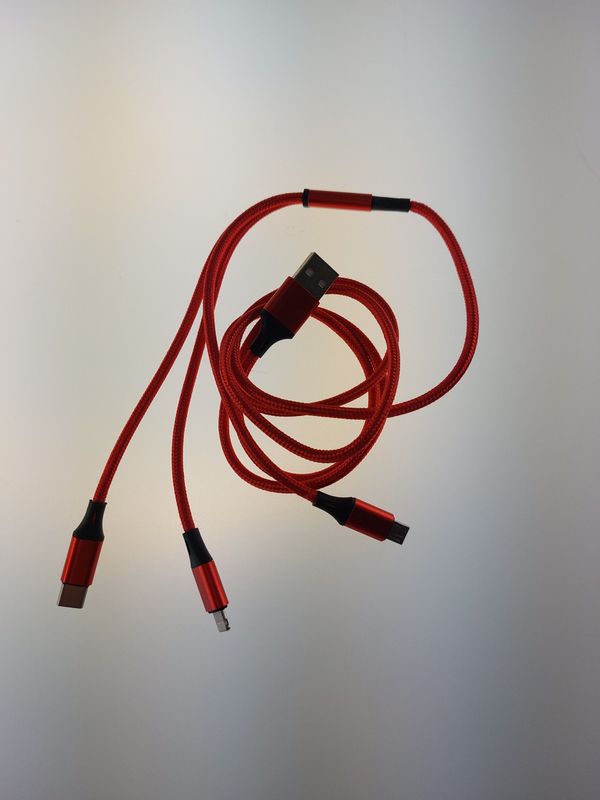 Cargador triple