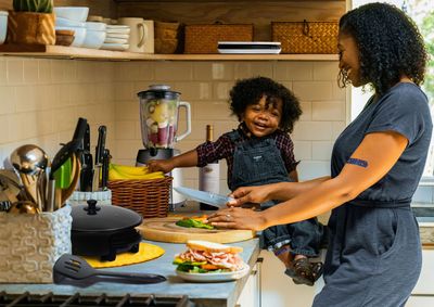 Botellas vasos y menaje hogar