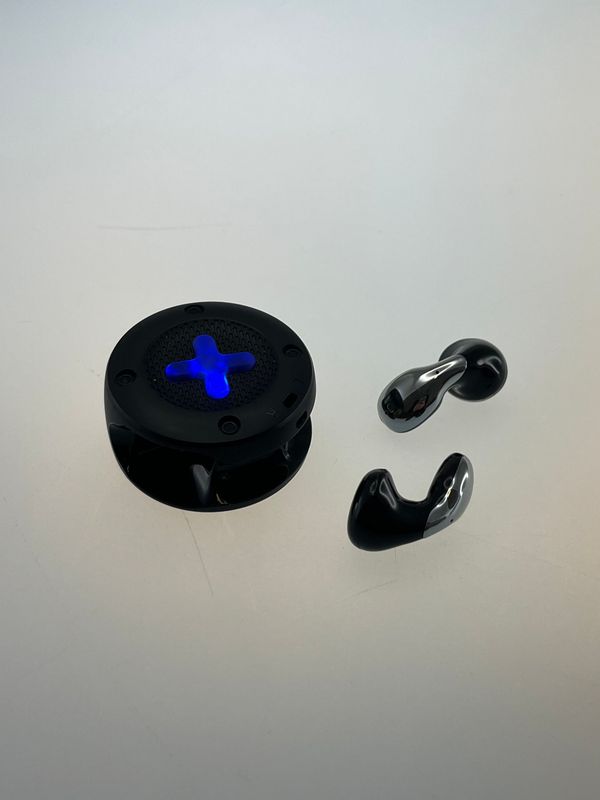 Auriculares Inalámbricos con Estuche de Carga Compacto y Luz LED