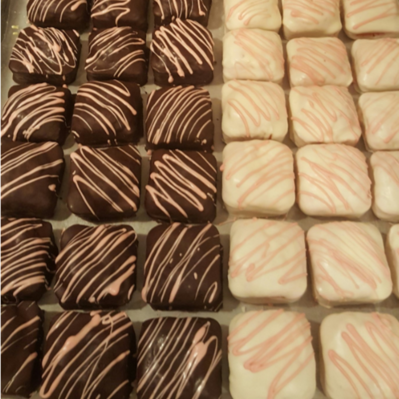 Strawberry CheeseKake Tea Kake