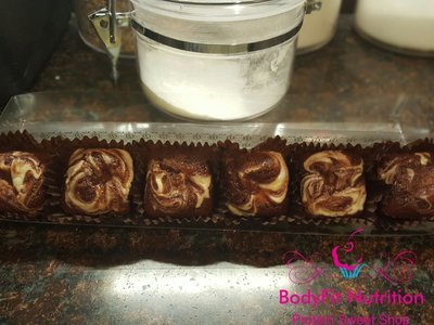 Chocolate CheeseKake Brownie Bites (6 count)