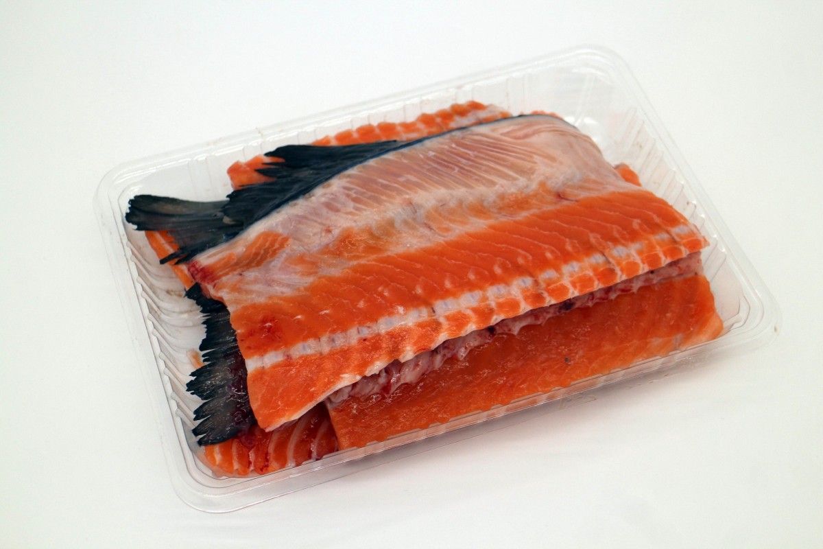挪威三文魚骨 Frozen Norwegian Salmon Bone (每份)