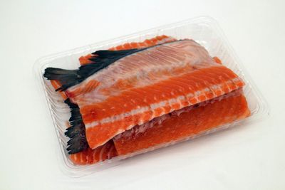 挪威三文魚骨 Frozen Norwegian Salmon Bone (每份)