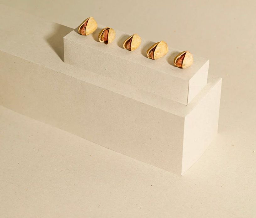​​Saffron-Flavored Salted kaleh ghoochi Pistachios