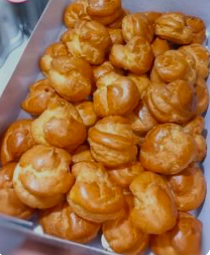 Persian Cream Puff
