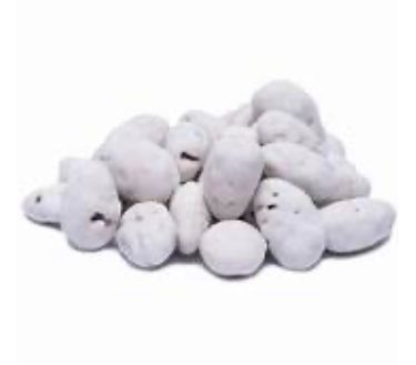 نقل با مغز بادام