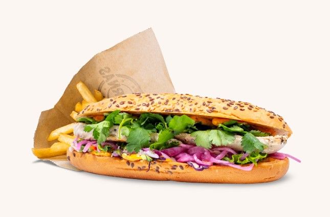 CHICKEN BAHN MI  (+ Fries ingår))