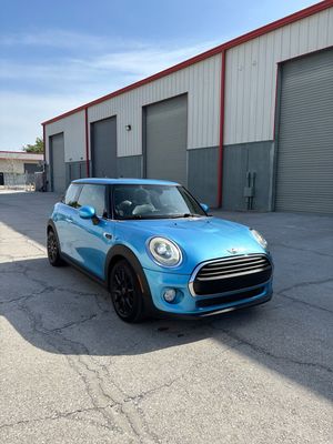 2015 MINI Cooper Stick shift