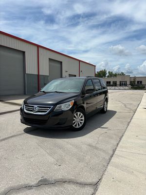 2012 VW Routan SE