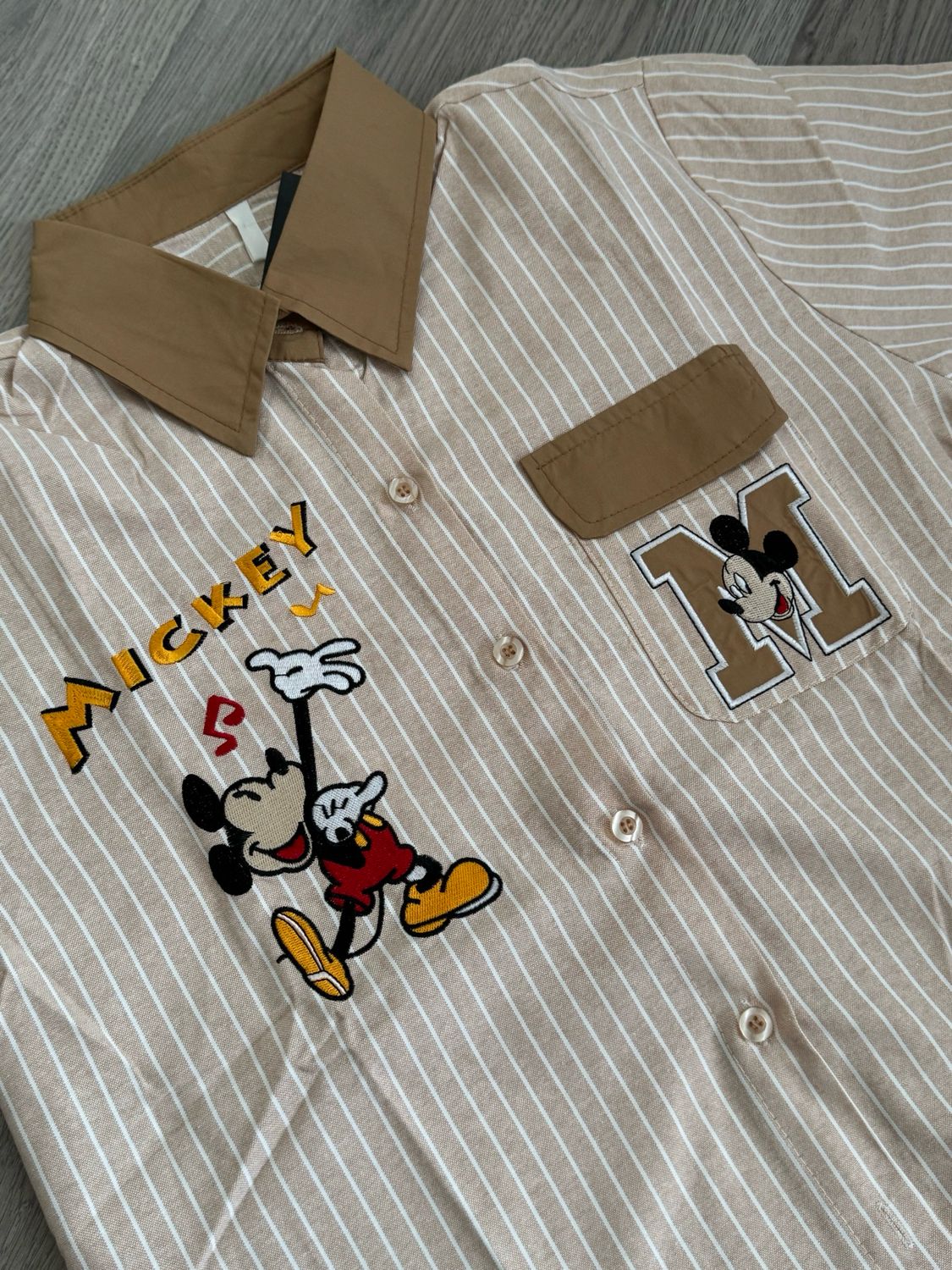 DISNEY TOPS
