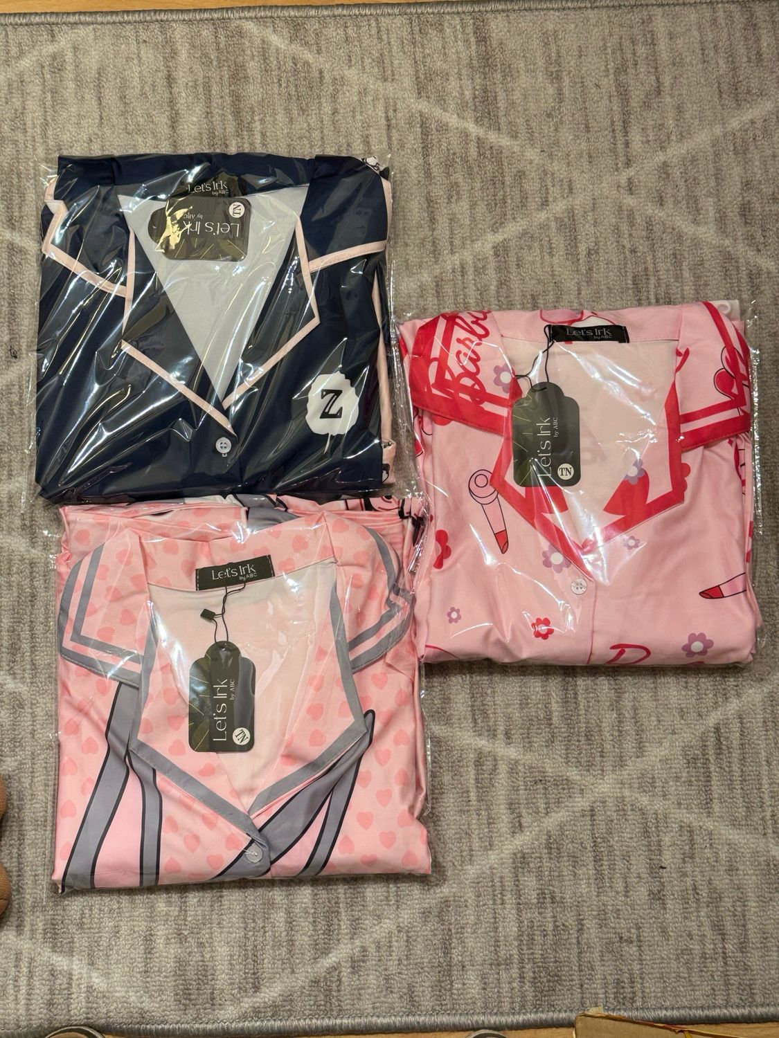 LIVE SELLING SLEEPWEAR