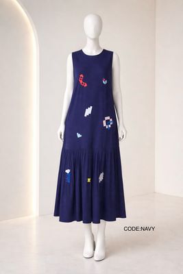 Cassandra Dresses | Can Fit Up To XLarge