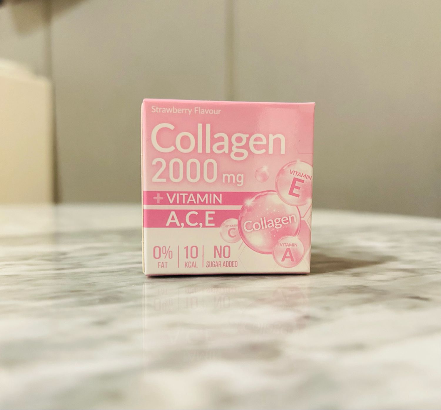 Korean Beauty Fresh Dose Collagen 2000 mg  A,C,E strawberry