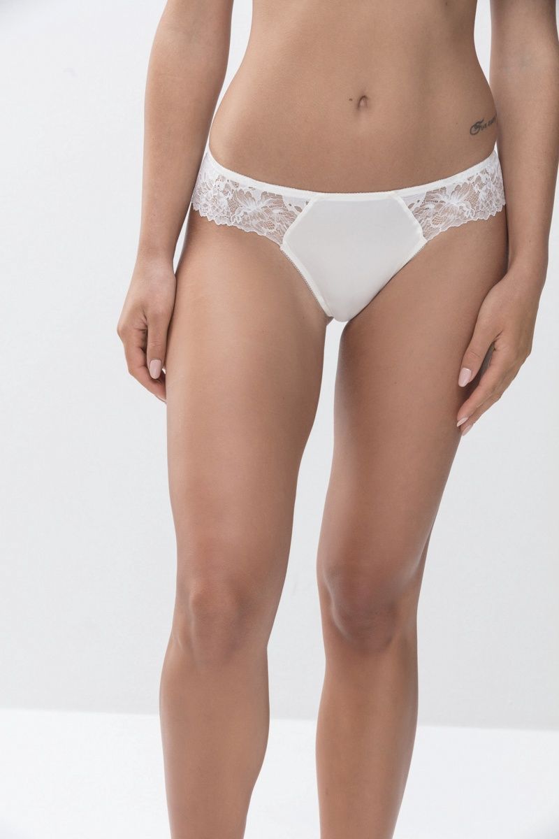 String Luxurious 79282 - champagne