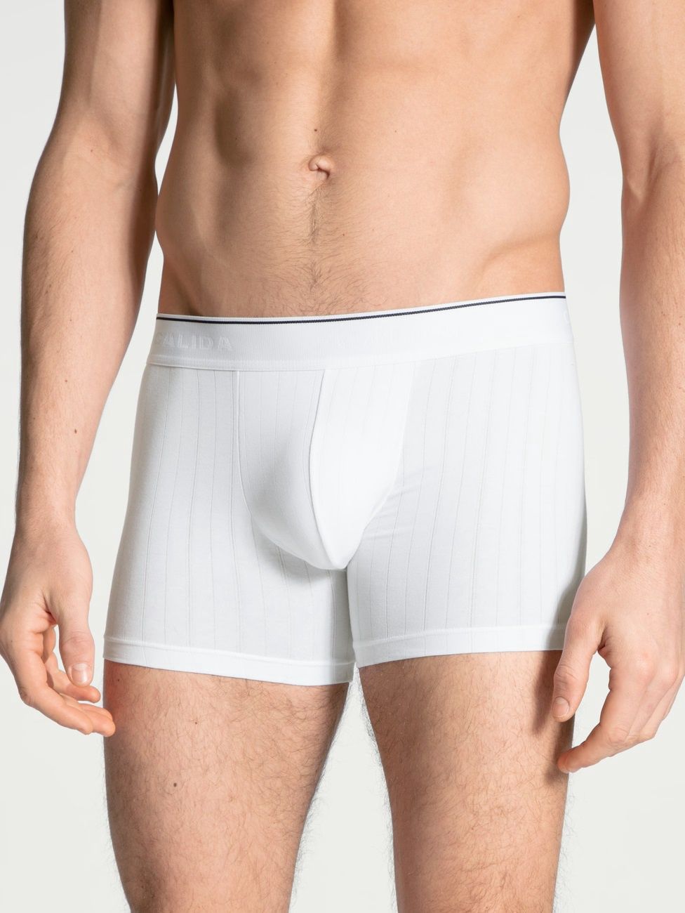 Short Pure en Style 26986 - wit