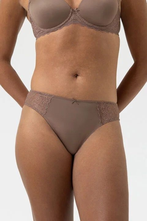 String Amorous 79800 - milk &#39;n coffee